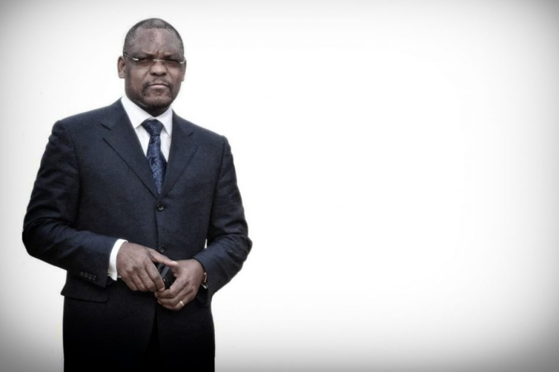 François Beya bientôt libre : le ministère public se rétracte de 20 ans de prison à 1 an de prison avec sursis