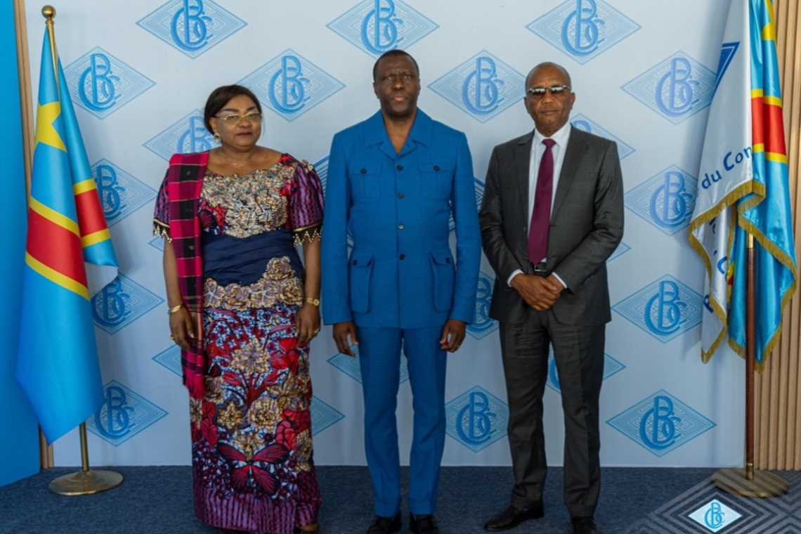 La DG Solange Tshibaka consulte le gouverneur de BCC pour la digitalisation des opérations de loterie.