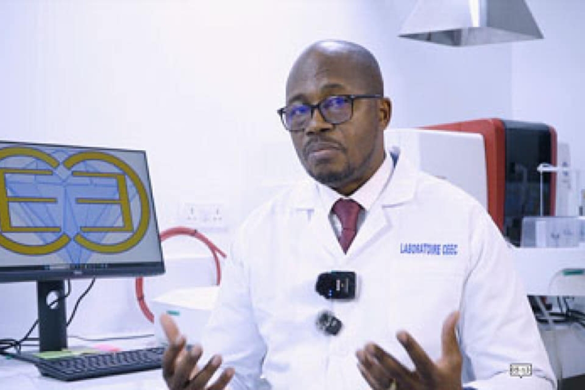 DG Freddy Muamba décoré de la médaille de mérite civique dans l'ordre national des héros