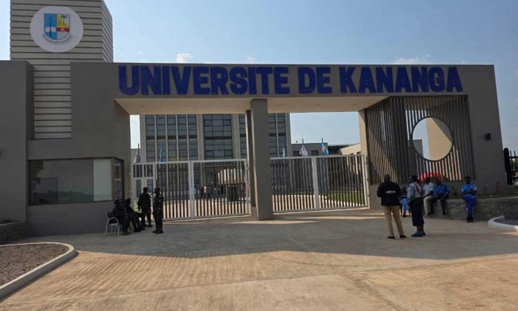 Le Président Félix Tshisekedi inaugure le nouveau bâtiment de l’Université de Kananga