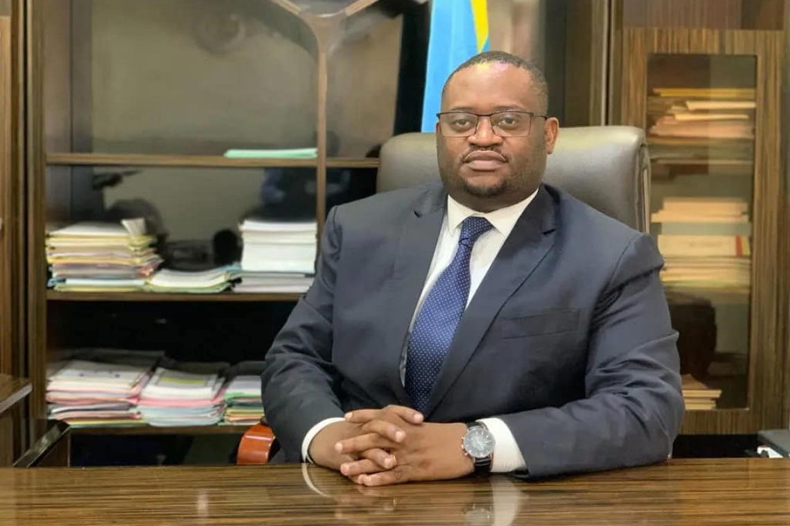 Pour sa loyauté au Chef de l'État et sa lutte contre les détournements, Doudou Fwamba reste imperturbable