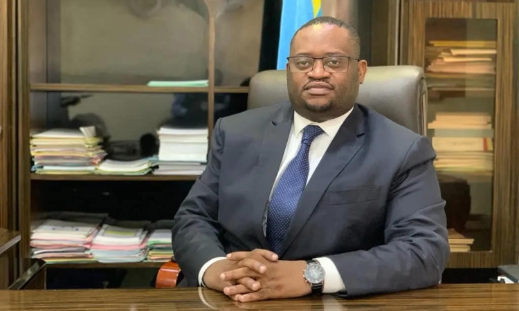 Pour sa loyauté au Chef de l'État et sa lutte contre les détournements, Doudou Fwamba reste imperturbable