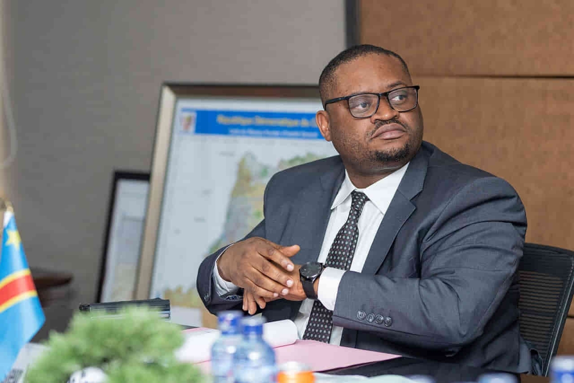 Entrée historique de la RDC sur les marchés des capitaux : Doudou Fwamba rend hommage au Chef de l'État